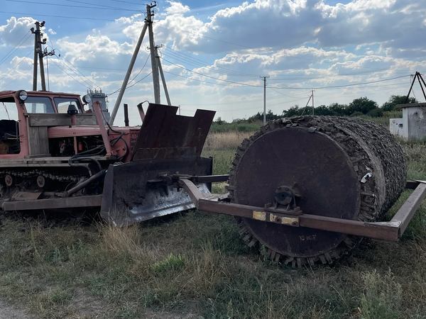 Український саморобний тягач для розмінування. TS, 9/23Ukrainian self-made demining tractor. TS, 9/23