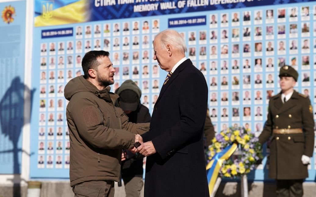 Байден на Михайлівській площі